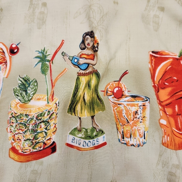 Big Dogs Hawaiian Button Up Shirt Mens L It's 5 O'Clock Somewhere Rayon AOP - Picture 3 of 11